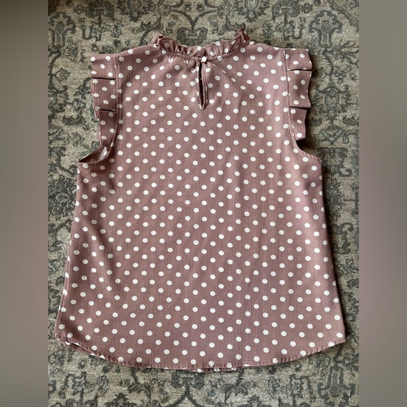 Monteau Los Angeles Short Sleeve Polka Dot Blouse - Picture 6 of 8